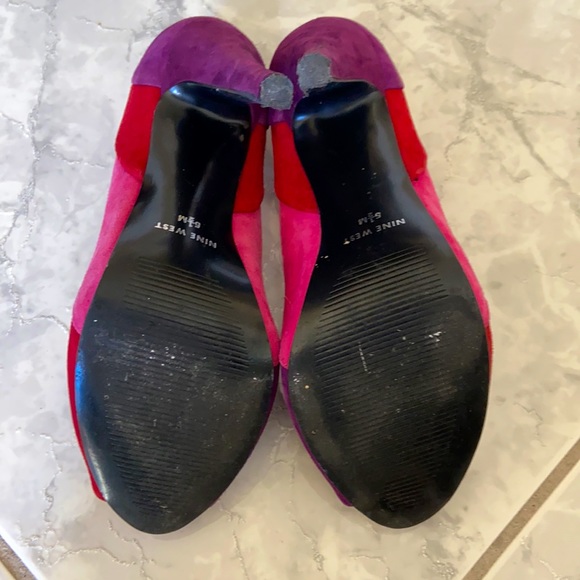 Size 6 Nine West color block heels - Picture 4 of 4